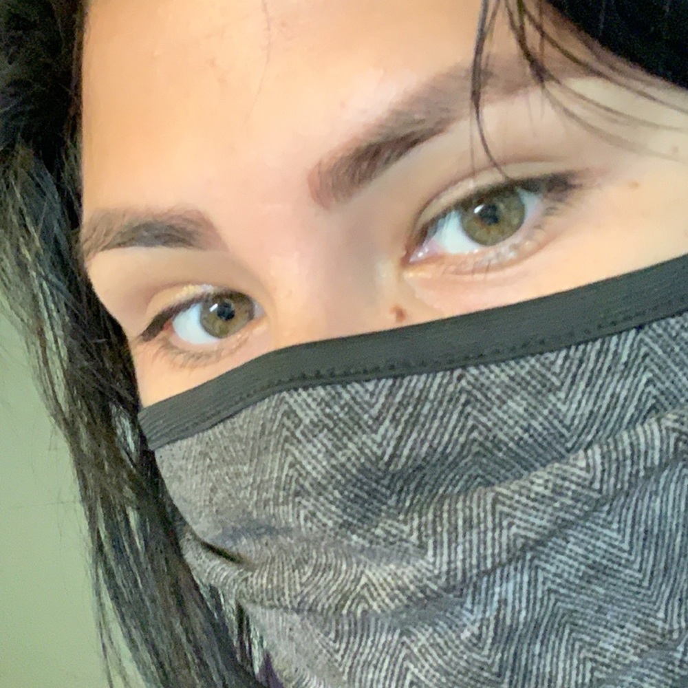 Meet your Posher, Lorena
